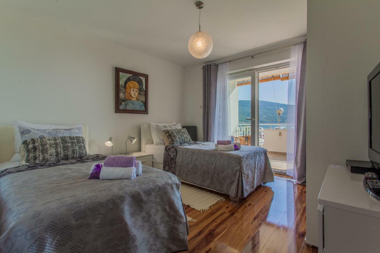 Apartment Sara - Cres Buitenkant foto