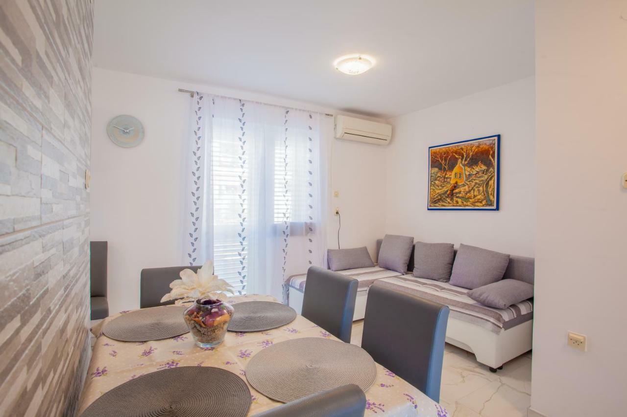 Apartment Sara - Cres Buitenkant foto